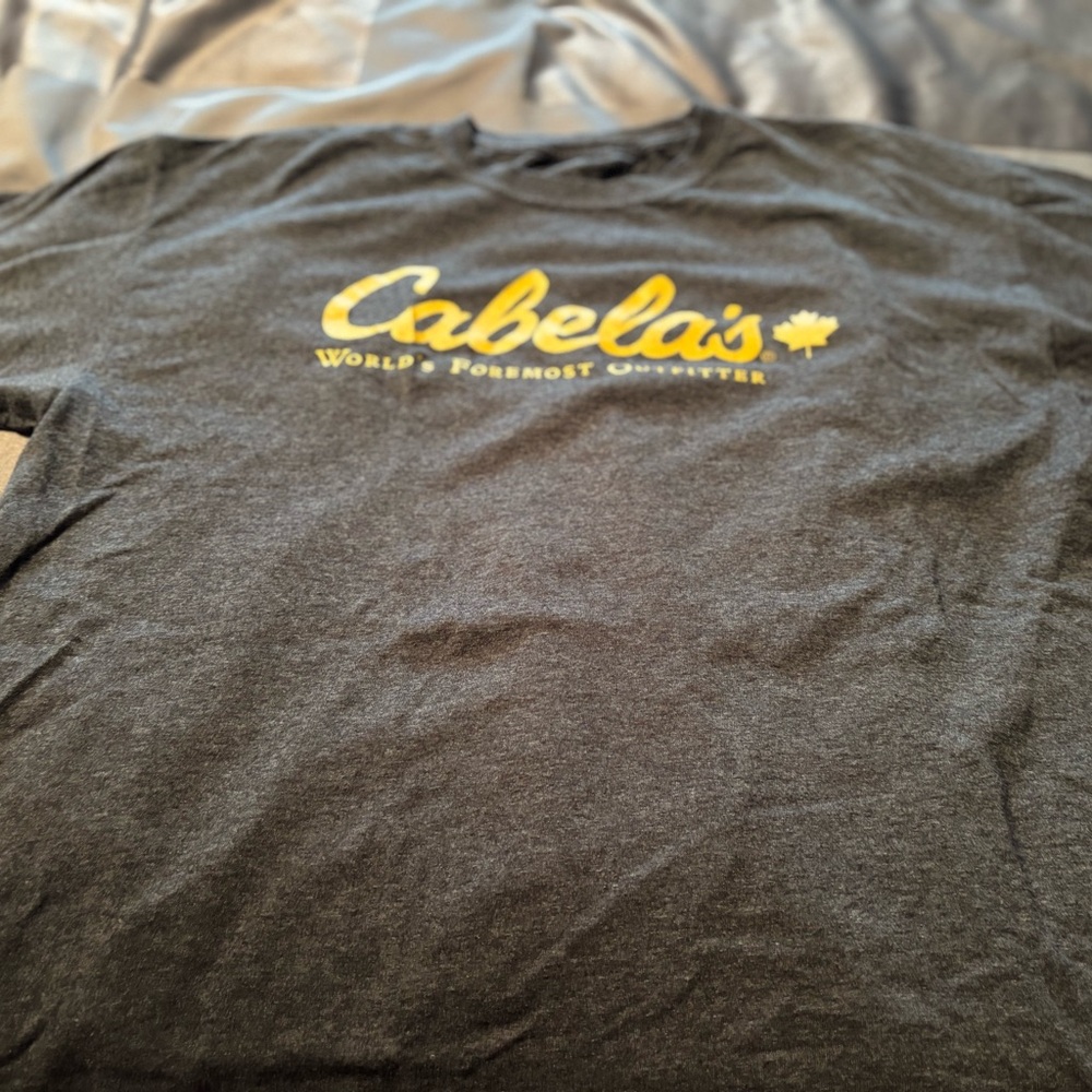 Cabela's Gray T-Shirt for Men
